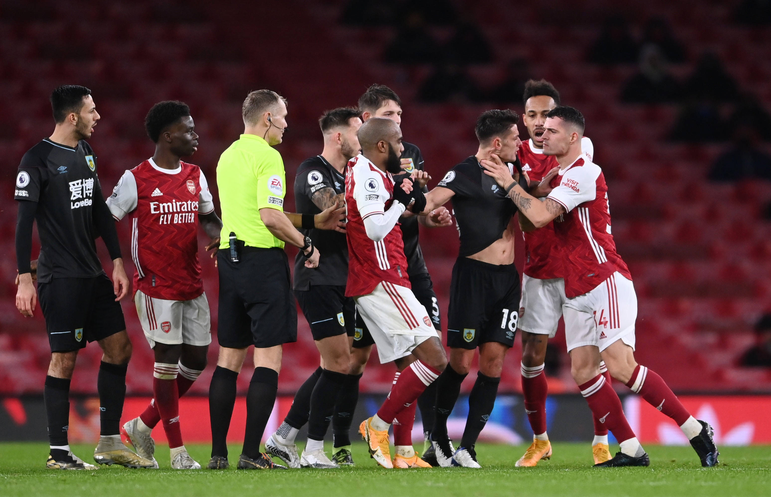 与支持都是 与支持都是